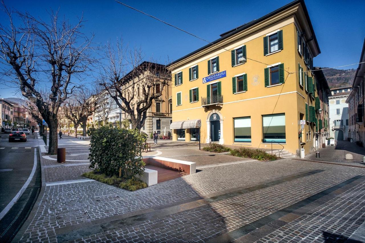 Antico Palazzo Signorile Apartment Salo Ngoại thất bức ảnh